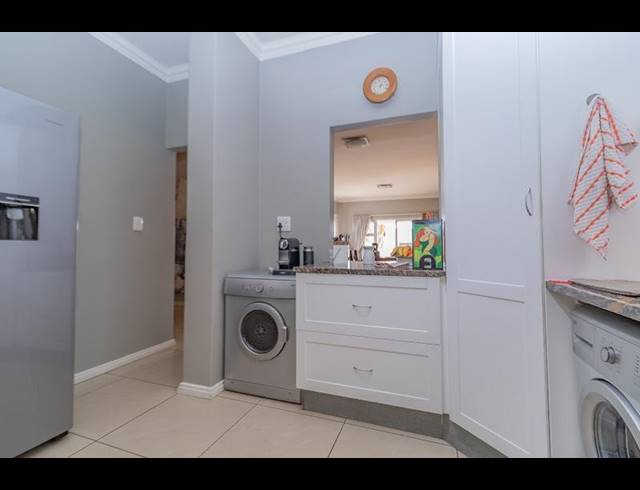 2 BEDROOM TOWNHOUSE FOR SALE IN GREENSTONE HILL